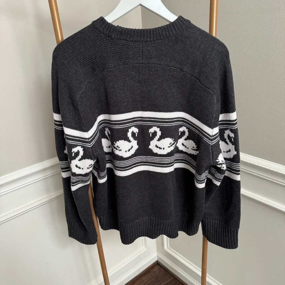 The A&F Madeline Swan Crew Sweater - Picture 4 of 4